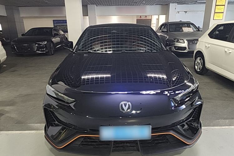 Used CHANGAN UNI-V 2025 Model Third-Generation 2.0T Dynamic Edition Front