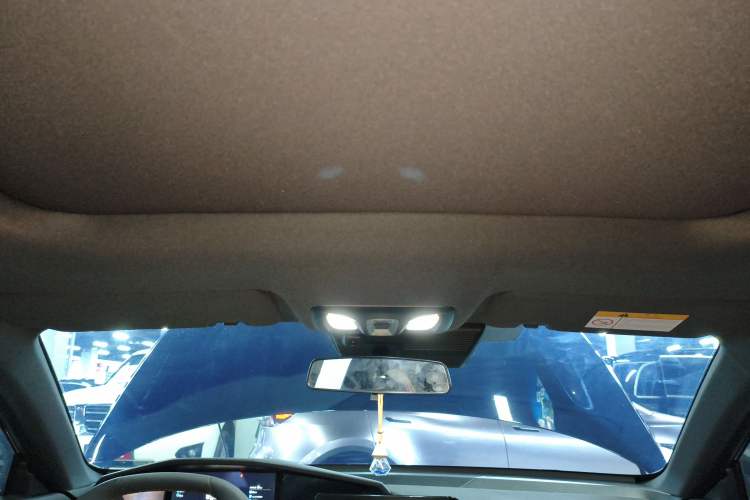 Used CHANGAN UNI-V 2025 1.5T 500Bar High-Energy Version Headliner