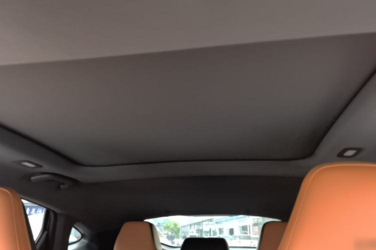 Used CHANGAN UNI-V 2025 Model Third-Generation 2.0T Dynamic Edition Headliner
