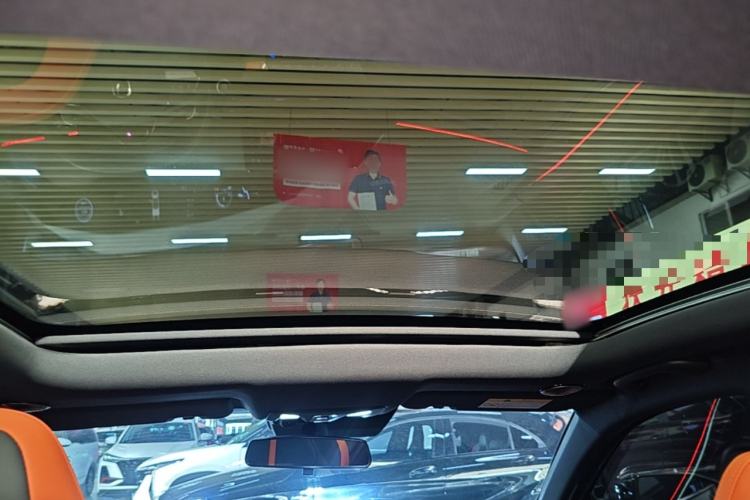 Used CHANGAN UNI-V 2025 1.5T 500Bar Prestige Sporty Version Headliner