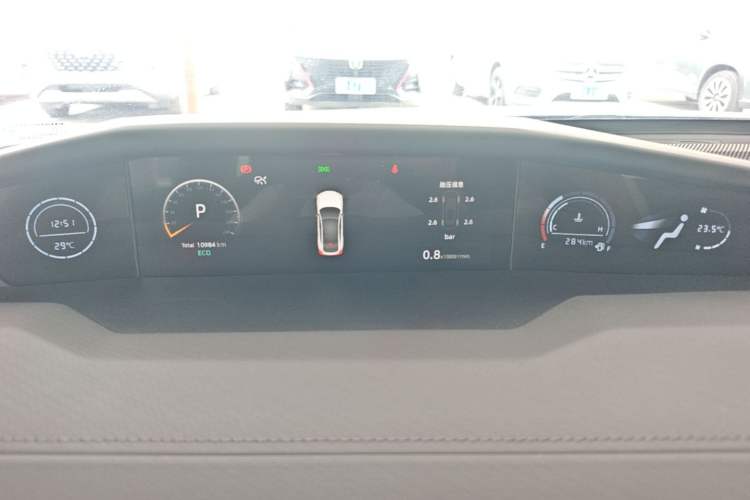 Used CHANGAN UNI-V 2025 1.5T 500Bar High-Energy Version Instrument Cluster