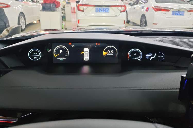 Used CHANGAN UNI-V 2025 1.5T 500Bar Prestige Sporty Version Instrument Cluster