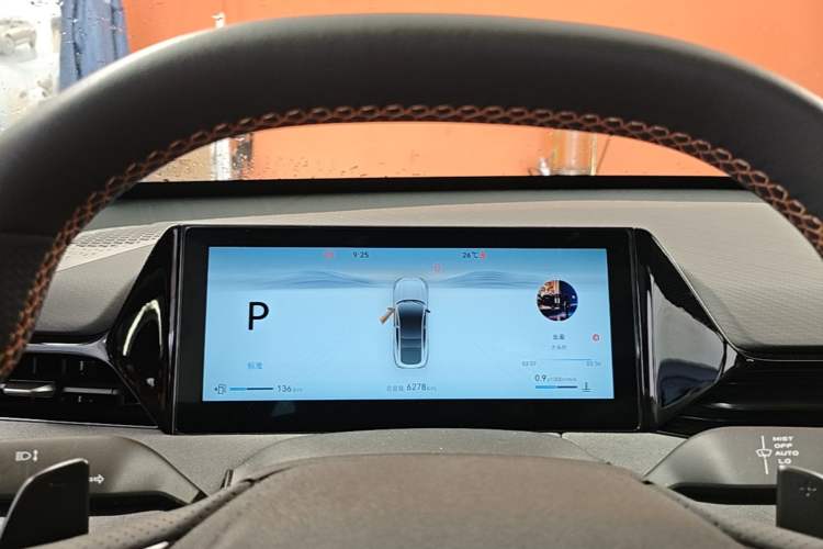 Used CHANGAN UNI-V 2025 Model Third-Generation 2.0T Dynamic Edition Instrument Cluster