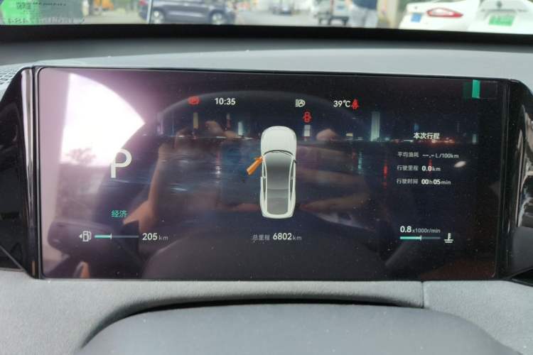 Used CHANGAN UNI-V 2025 Model Third-Generation 1.5T 500Bar Prestige Sports Edition Instrument Cluster