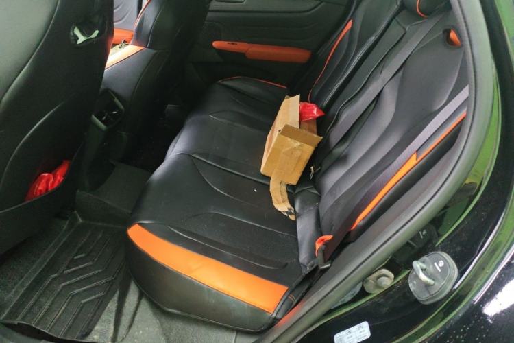 Used CHANGAN UNI-V 2025 Model Third-Generation 1.5T 500Bar Prestige Sports Edition Interior 4