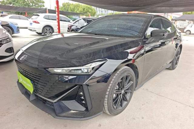 Used CHANGAN UNI-V 2025 1.5T 500Bar High-Energy Version