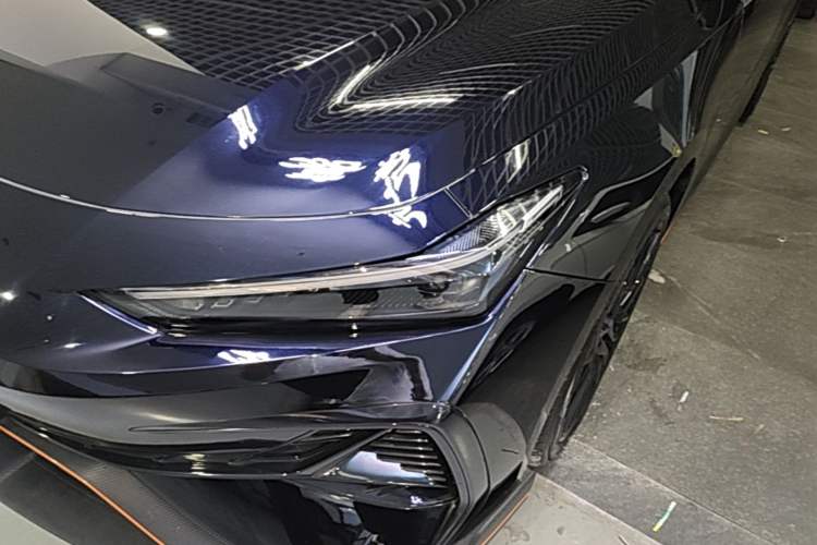 Used CHANGAN UNI-V 2025 Model Third-Generation 2.0T Dynamic Edition Left Front Headlight