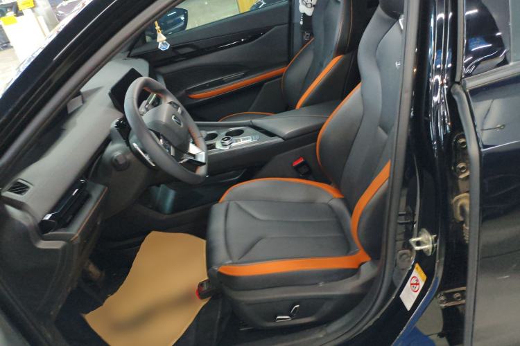 Used CHANGAN UNI-V 2025 1.5T 500Bar High-Energy Version Left Front Seat