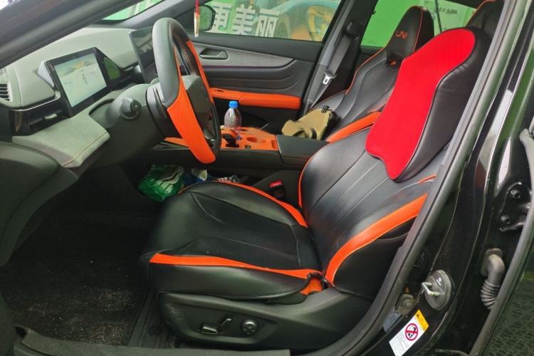 Used CHANGAN UNI-V 2025 Model Third-Generation 1.5T 500Bar Prestige Sports Edition Left Front Seat