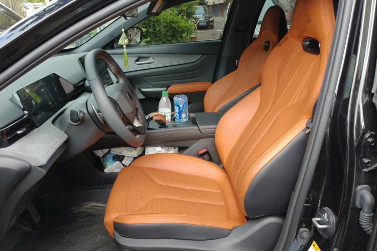 Used CHANGAN UNI-V 2025 Model Third-Generation 1.5T 500Bar Prestige Sports Edition Left Front Seat