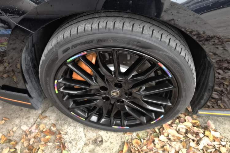 Used CHANGAN UNI-V 2025 Model Third-Generation 2.0T Dynamic Edition Left Front Wheel Hub