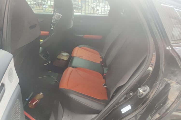 Used CHANGAN UNI-V 2025 Model Third-Generation 2.0T Dynamic Edition Left Rear Seat