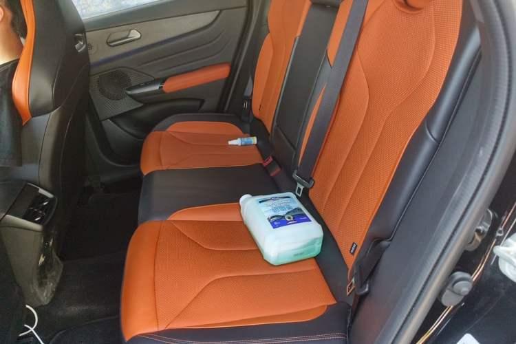 Used CHANGAN UNI-V 2025 Model Third-Generation 2.0T Dynamic Edition Left Rear Seat