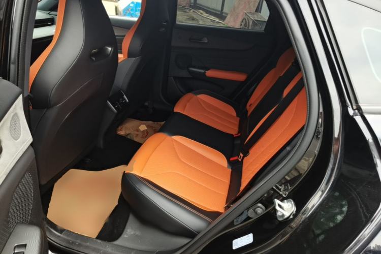 Used CHANGAN UNI-V 2025 Model Third-Generation 2.0T Dynamic Edition Left Rear Seat