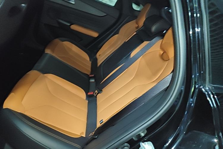 Used CHANGAN UNI-V 2025 Model Third-Generation 2.0T Dynamic Edition Left Rear Seat