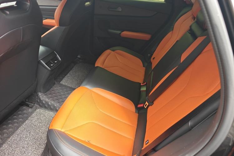 Used CHANGAN UNI-V 2025 Model Third-Generation 1.5T 500Bar Prestige Sports Edition Left Rear Seat