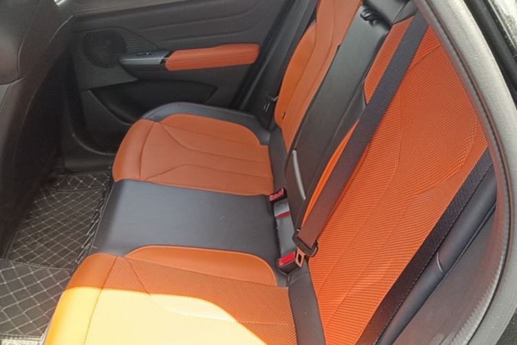 Used CHANGAN UNI-V 2025 Model Third-Generation 2.0T Dynamic Edition Left Rear Seat