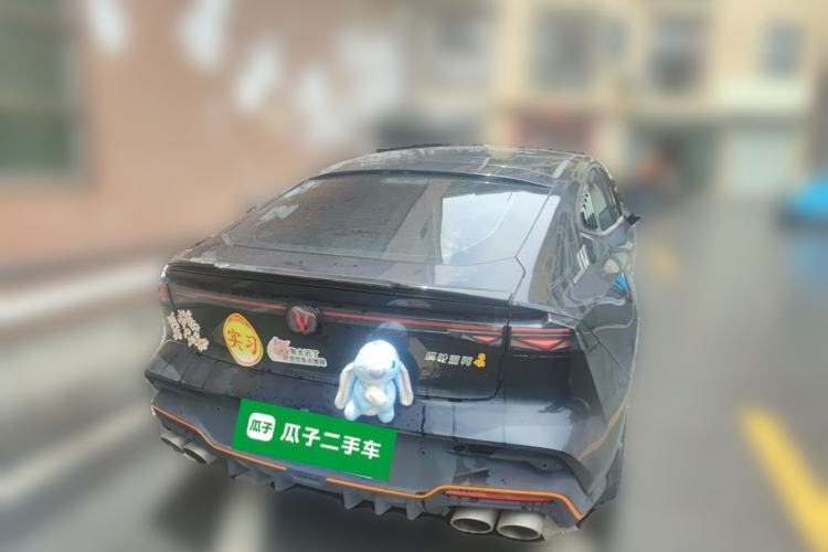 Used CHANGAN UNI-V 2025 Model Third-Generation 2.0T Dynamic Edition Rear