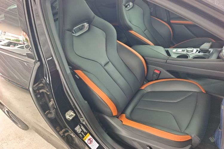 Used CHANGAN UNI-V 2025 1.5T 500Bar High-Energy Version Right Front Seat