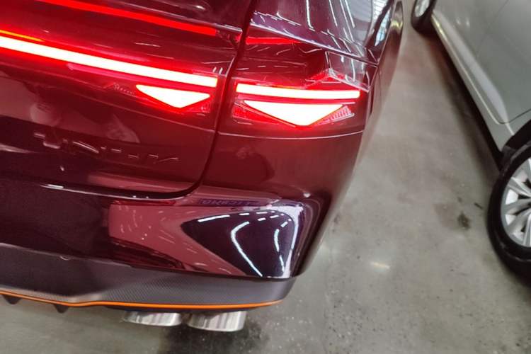 Used CHANGAN UNI-V 2025 Model Third-Generation 2.0T Dynamic Edition Right Rear Taillight