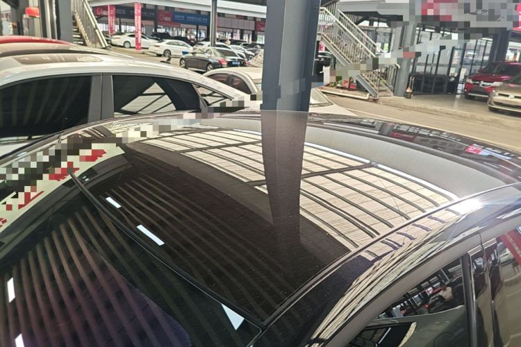 Used CHANGAN UNI-V 2025 1.5T 500Bar Prestige Sporty Version Roof