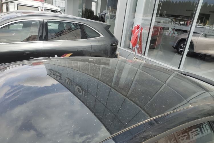 Used CHANGAN UNI-V 2025 Model Third-Generation 2.0T Dynamic Edition Roof