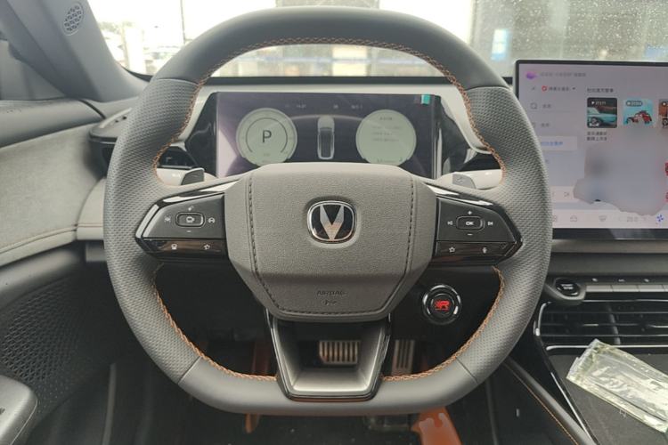Used CHANGAN UNI-V 2025 Model Third-Generation 2.0T Dynamic Edition Steering Wheel