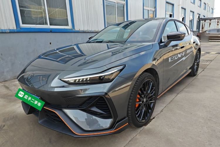 CHANGAN UNI-V 2025 Model Third-Generation 2.0T Dynamic Edition