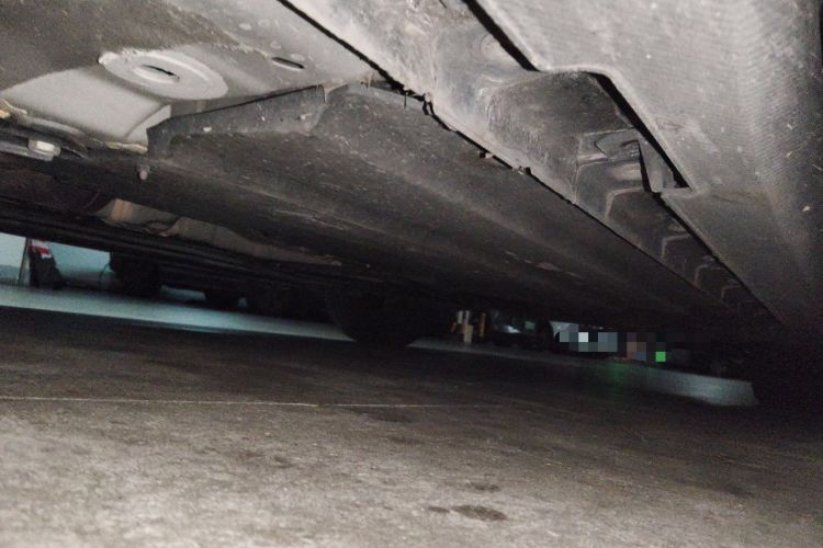 Used CHANGAN UNI-V 2025 Model Third-Generation 2.0T Dynamic Edition Chassis Front Left