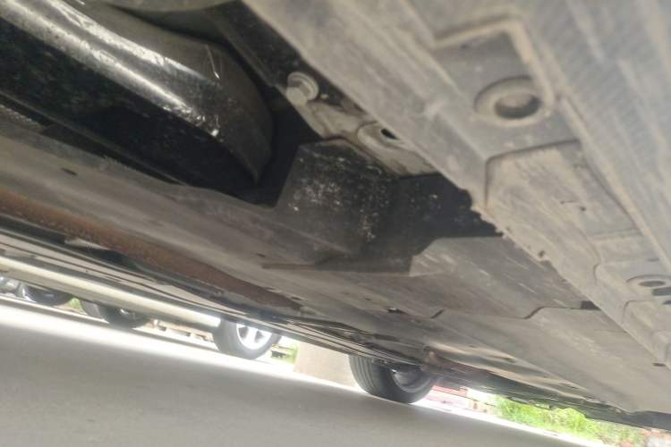 Used CHANGAN UNI-V 2025 Model Third-Generation 2.0T Dynamic Edition Chassis Rear Right