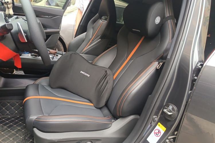 Used CHANGAN UNI-V 2025 1.5T 500Bar Prestige Version Driver Seat