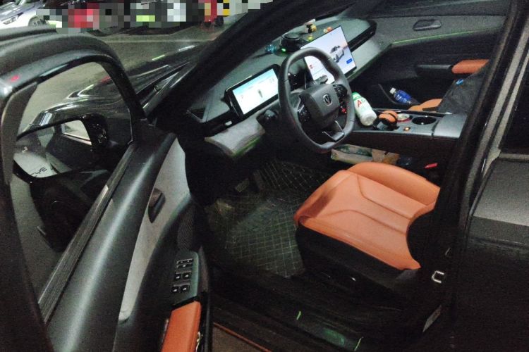 Used CHANGAN UNI-V 2025 Model Third-Generation 2.0T Dynamic Edition Driver Seat
