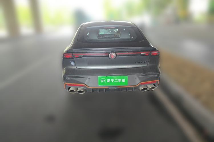 Used CHANGAN UNI-V 2025 Model Third-Generation 2.0T Dynamic Edition Exterior 4