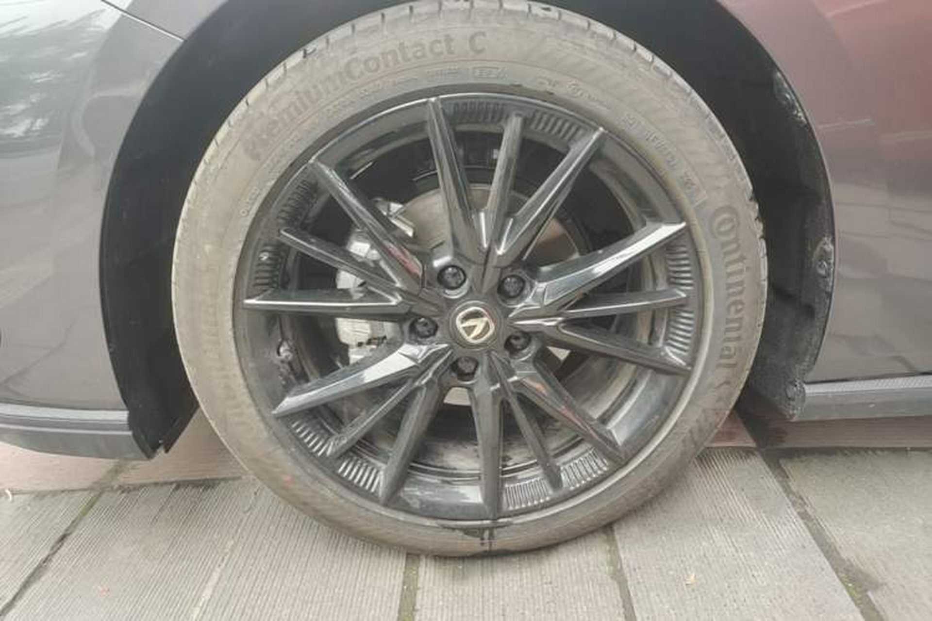 Used CHANGAN UNI-V 2025 Model Third-Generation 1.5T 500Bar Prestige Edition Exterior 4