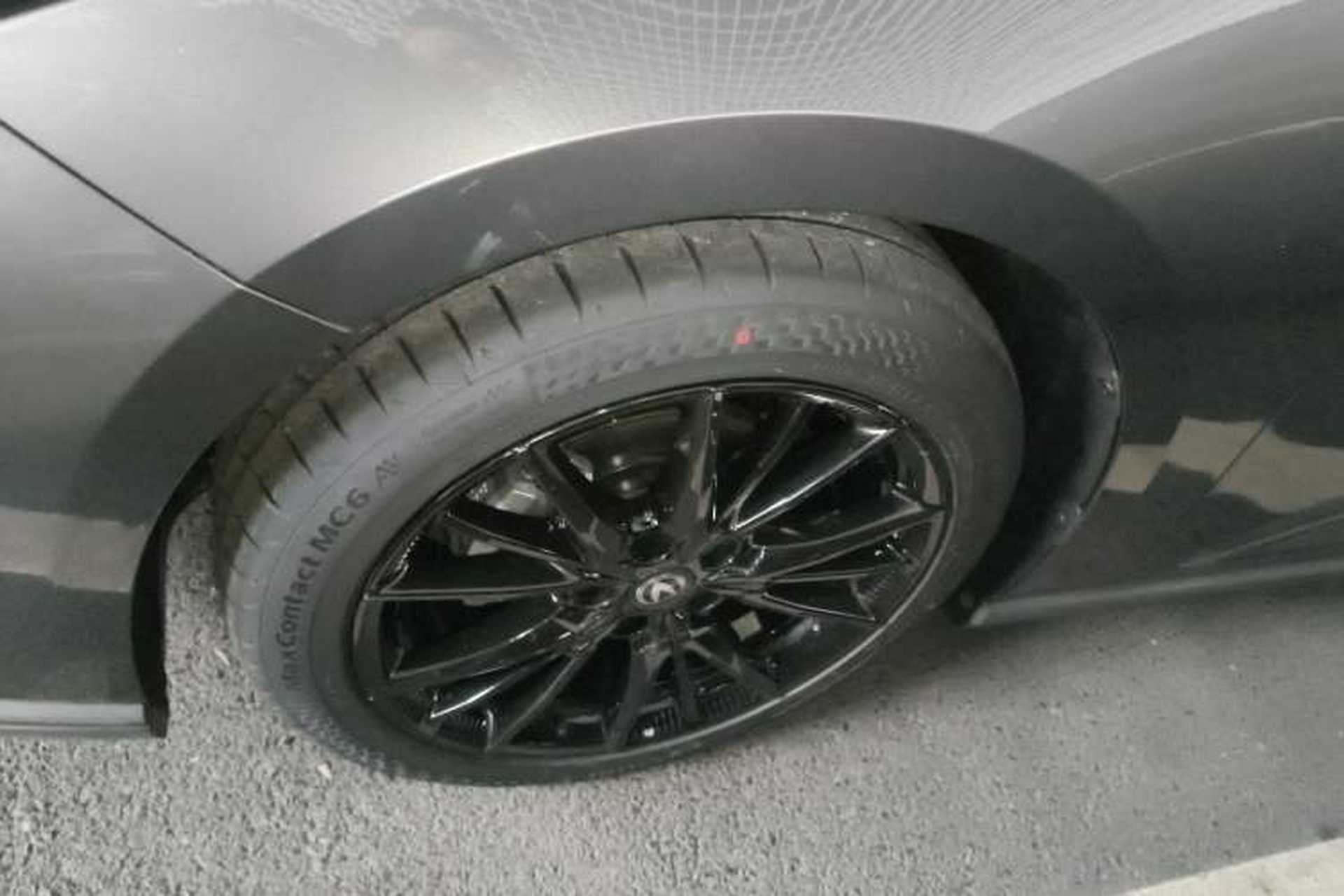 Used CHANGAN UNI-V 2025 Model Third-Generation 1.5T 500Bar Prestige Edition Exterior 4