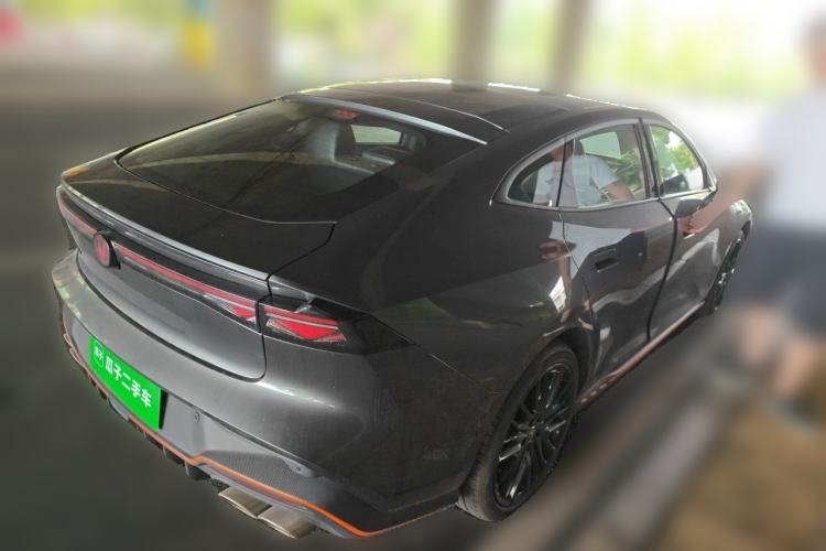 Used CHANGAN UNI-V 2025 Model Third-Generation 2.0T Dynamic Edition Exterior 5