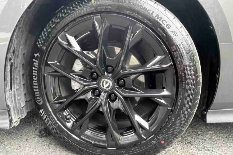 Used CHANGAN UNI-V 2025 1.5T 500Bar Prestige Version Exterior 6