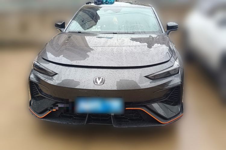 Used CHANGAN UNI-V 2025 Model Third-Generation 2.0T Dynamic Edition Front