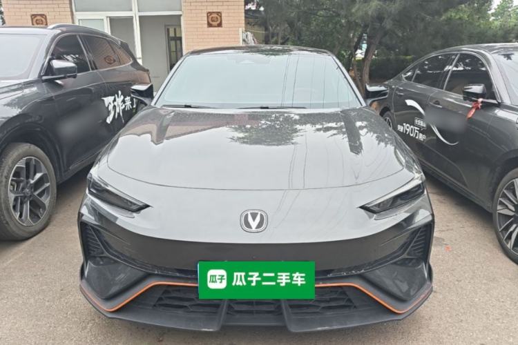Used CHANGAN UNI-V 2025 Model Third-Generation 2.0T Dynamic Edition Front