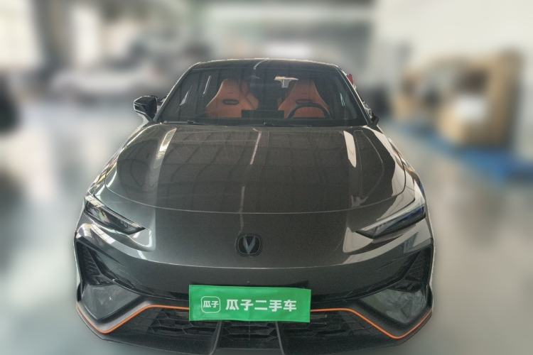 Used CHANGAN UNI-V 2025 Model Third-Generation 2.0T Dynamic Edition Front