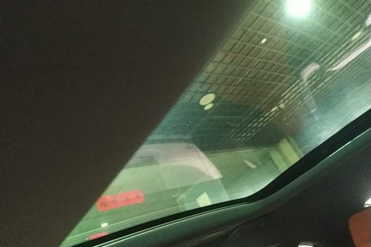 Used CHANGAN UNI-V 2025 Model Third-Generation 2.0T Dynamic Edition Headliner