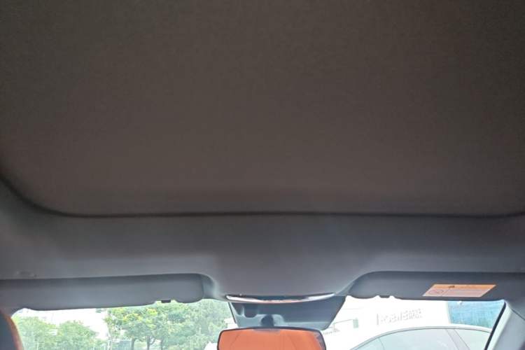 Used CHANGAN UNI-V 2025 Model Third-Generation 2.0T Dynamic Edition Headliner