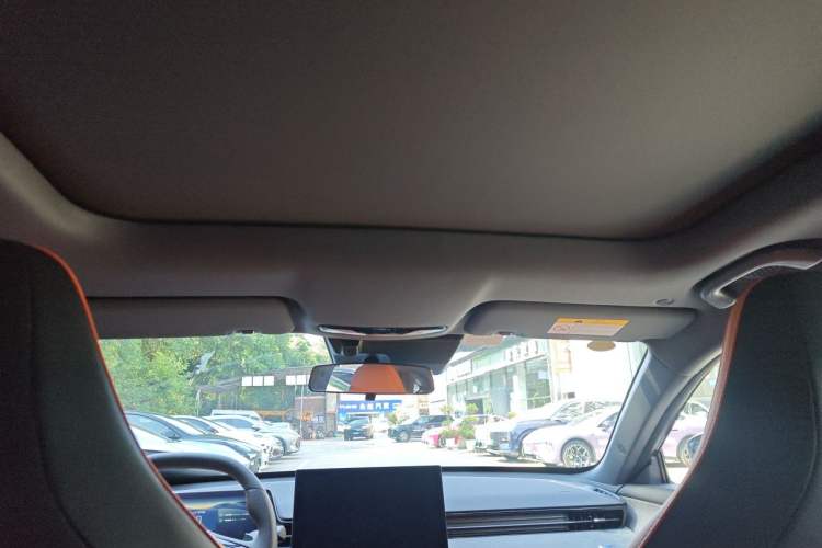 Used CHANGAN UNI-V 2025 Model Third-Generation 2.0T Dynamic Edition Headliner