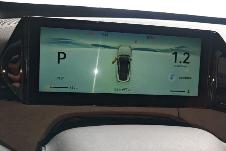 Used CHANGAN UNI-V 2025 Model Third-Generation 2.0T Dynamic Edition Instrument Cluster