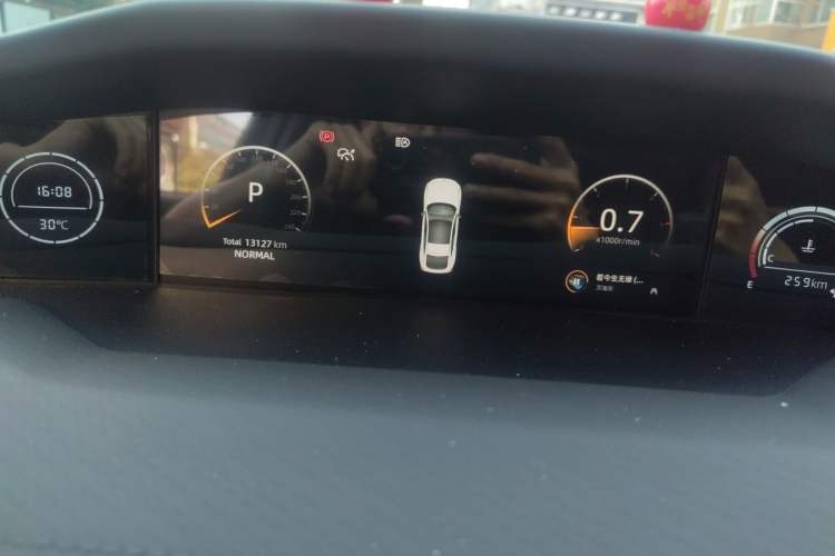 Used CHANGAN UNI-V 2025 1.5T 500Bar Prestige Sporty Version Instrument Cluster