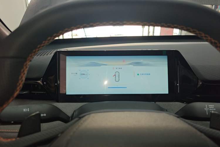 Used CHANGAN UNI-V 2025 Model Third-Generation 2.0T Dynamic Edition Instrument Cluster