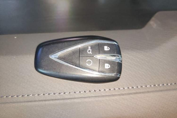Used CHANGAN UNI-V 2025 1.5T 500Bar Prestige Version Interior 1