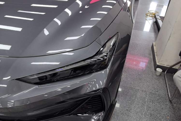 Used CHANGAN UNI-V 2025 Model Third-Generation 2.0T Dynamic Edition Left Front Headlight