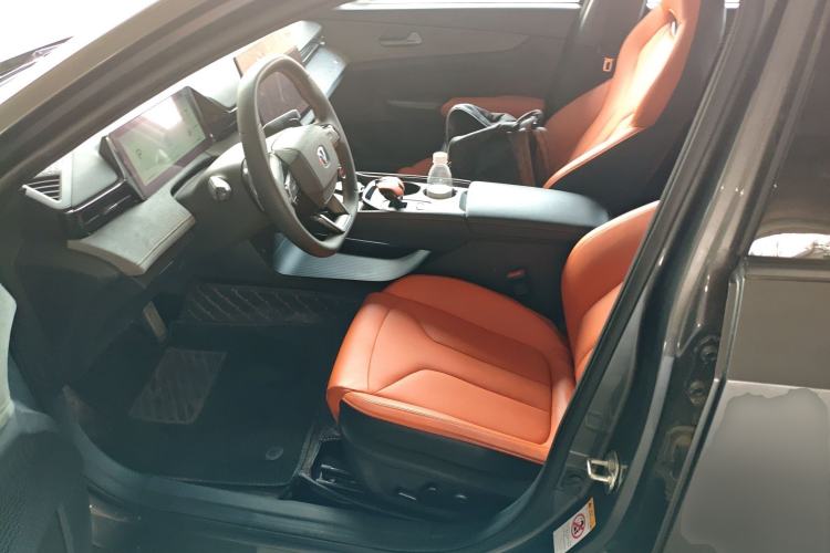 Used CHANGAN UNI-V 2025 Model Third-Generation 2.0T Dynamic Edition Left Front Seat