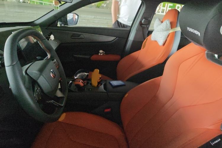 Used CHANGAN UNI-V 2025 Model Third-Generation 2.0T Dynamic Edition Left Front Seat